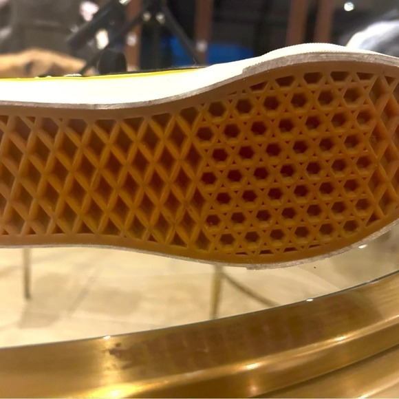 Brand new  Van’s collection “National Geographic” shoes size 5 or men’s 3.5 - Picture 7 of 11